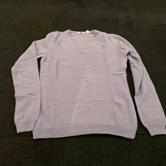 Uniqlo cashmere sweater size S - Picture 1 of 5